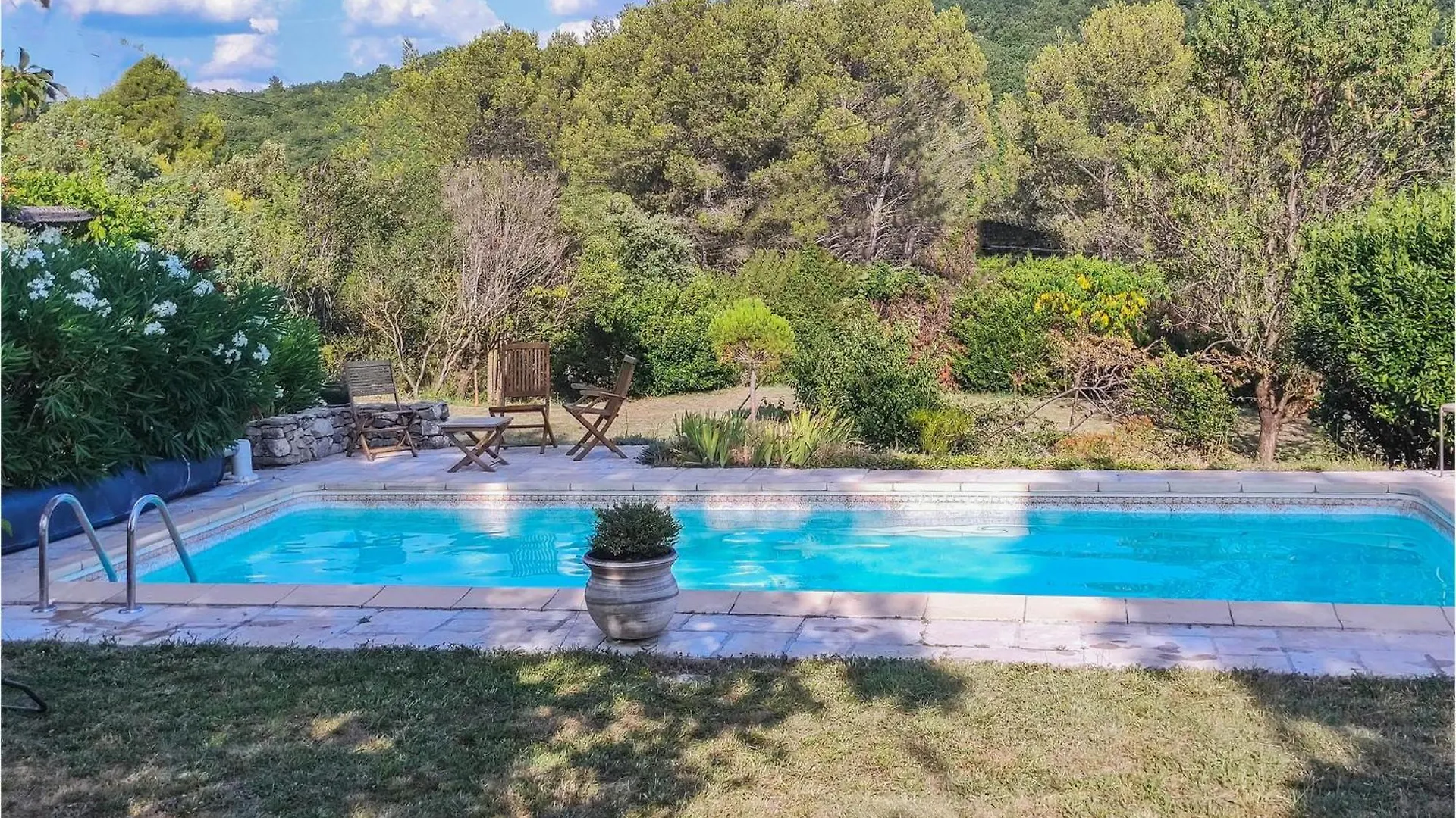 Awesome Home In Roussas With Kitchen بيت للعطل